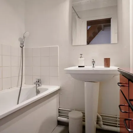 Apartament Maisonnette Atypique Dans Le Vieux Lille