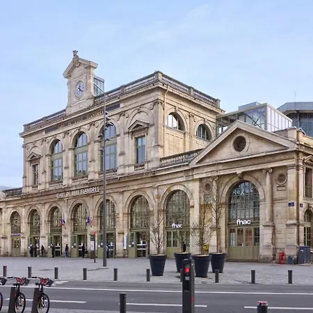 Maisonnette Atypique Dans Le Vieux *