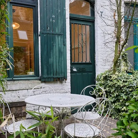 Maisonnette Atypique Dans Le Vieux