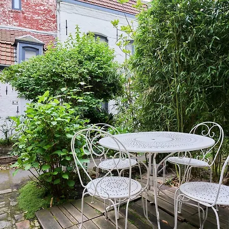 Maisonnette Atypique Dans Le Vieux