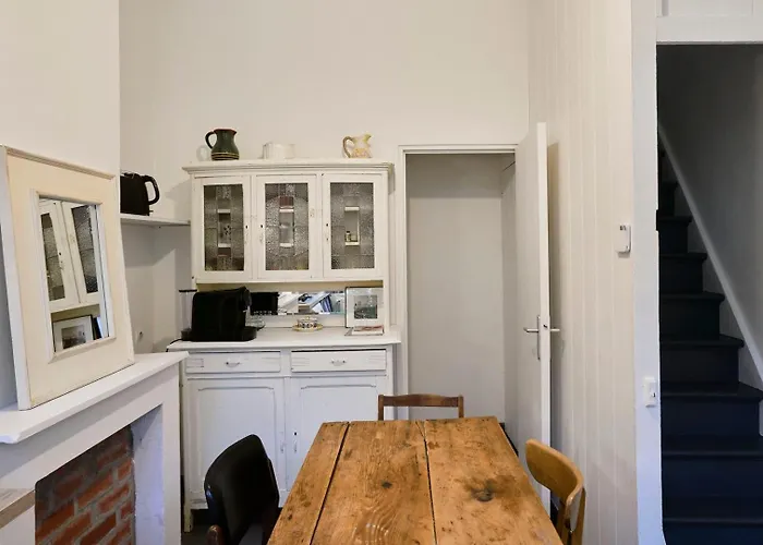 Maisonnette Atypique Dans Le Vieux